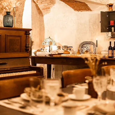 Relais Il Convento 리조트 *